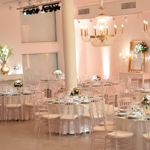 Salón de Eventos del Colegio de Escribanos de Entre Ríos preparado para una celebración